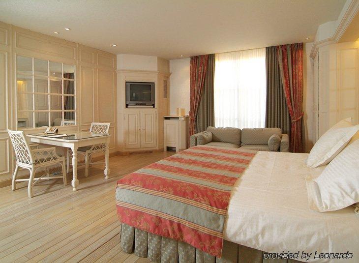 Sandton Hotel Broel Кортрейк Экстерьер фото